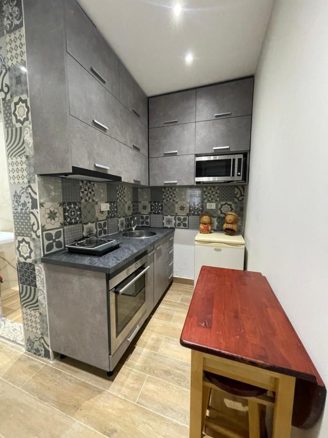 Modern 1 Bedroom City Apartment Тирана Экстерьер фото